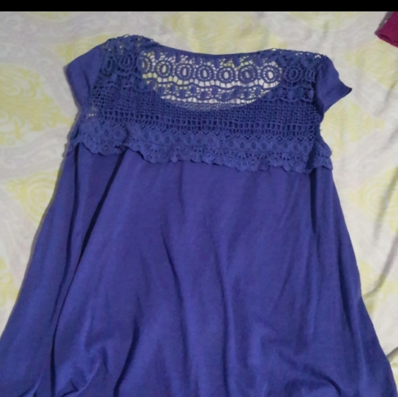 4 tops - Picture 14 of 16